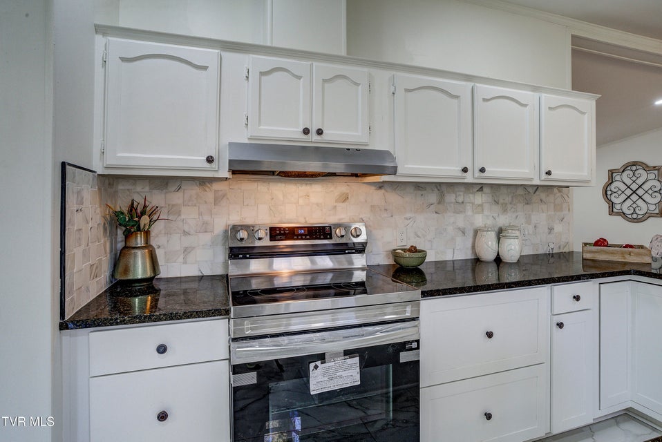 Photo #13: 287 H Heaton Road