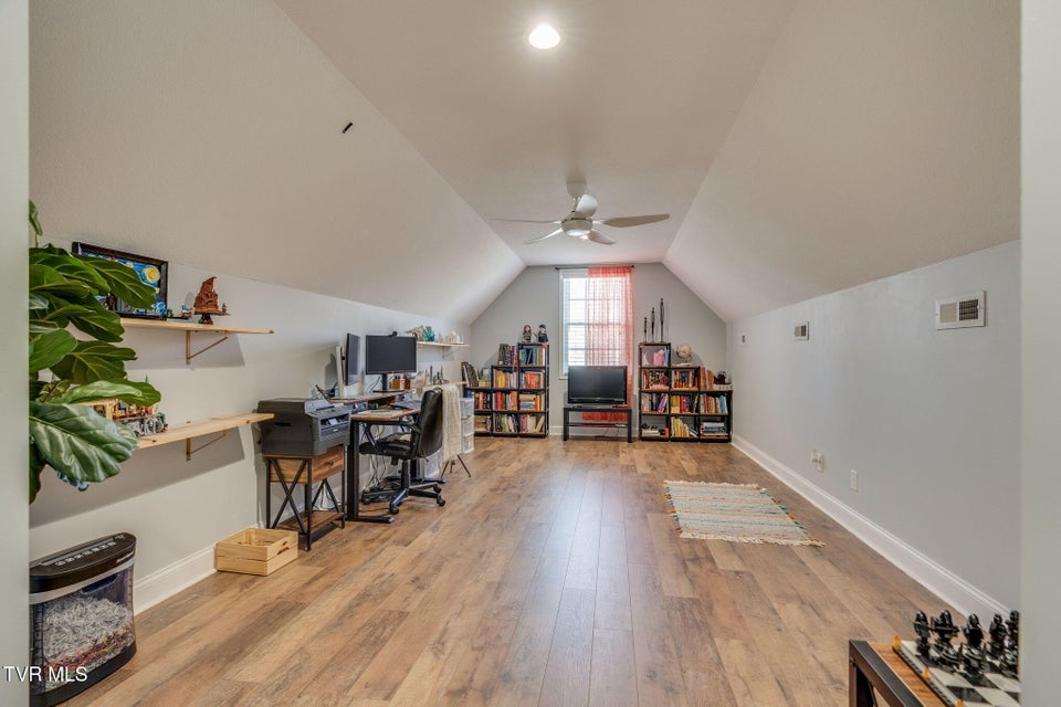 Photo #34: 121 Springwinds Loop