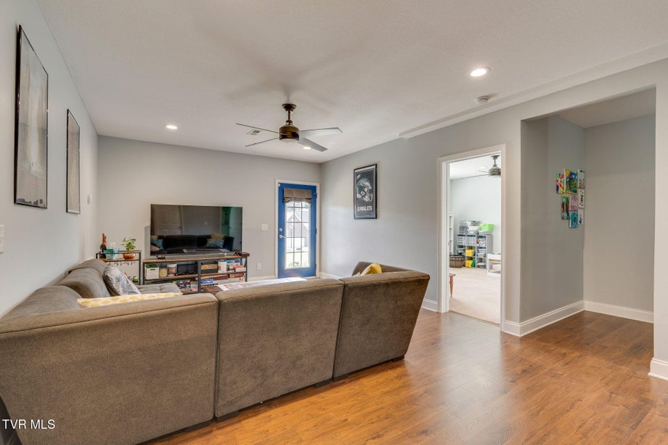 Photo #39: 121 Springwinds Loop