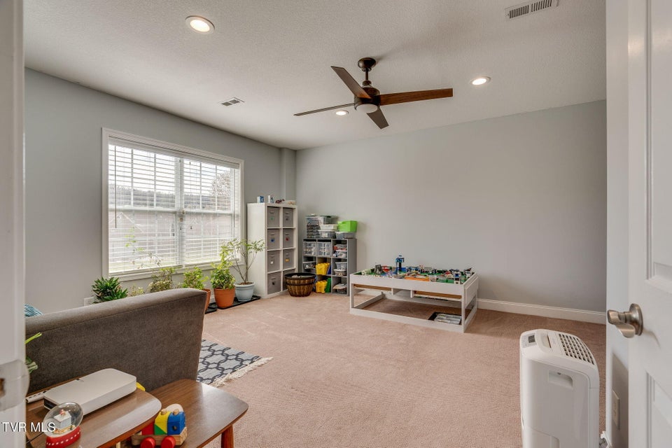 Photo #42: 121 Springwinds Loop