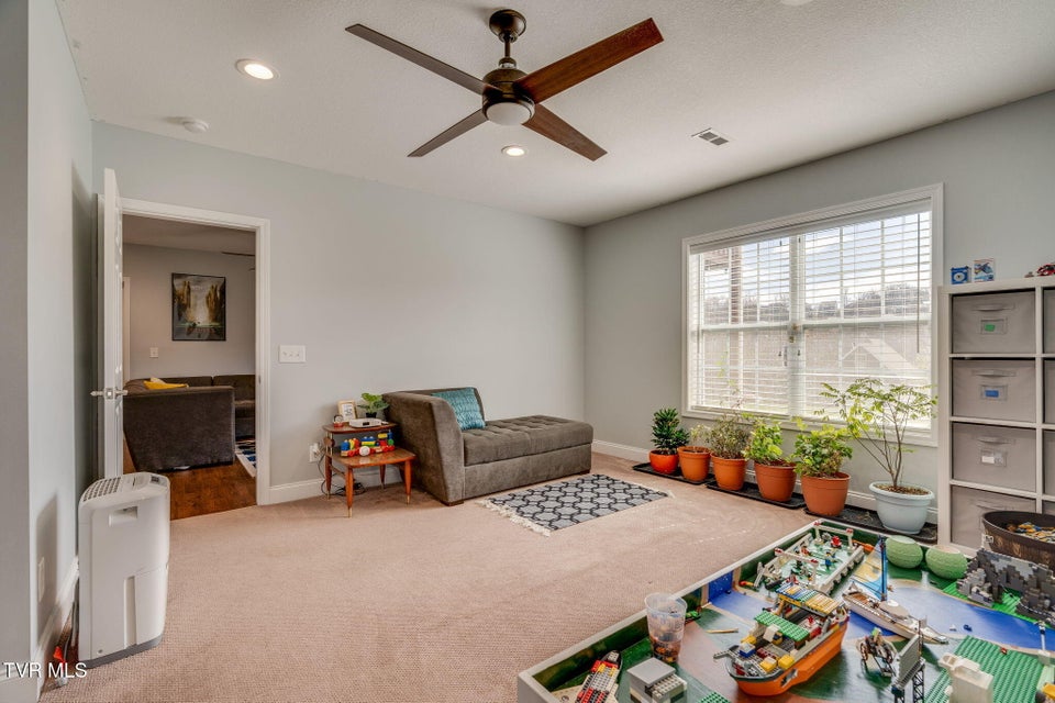 Photo #43: 121 Springwinds Loop