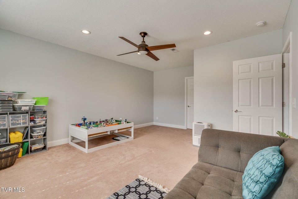 Photo #44: 121 Springwinds Loop