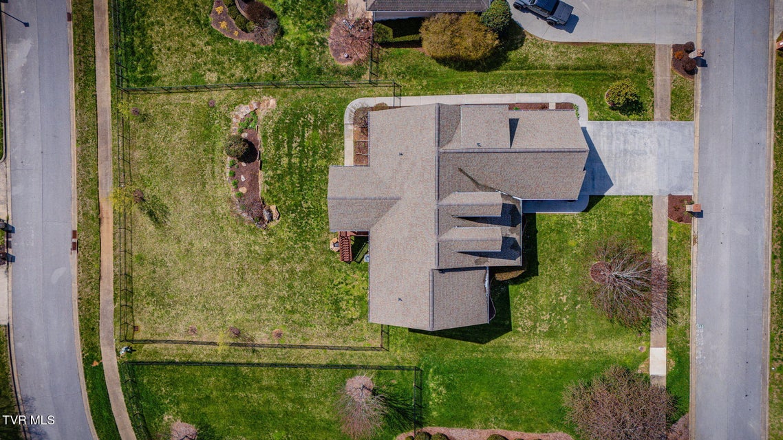 Photo #69: 121 Springwinds Loop