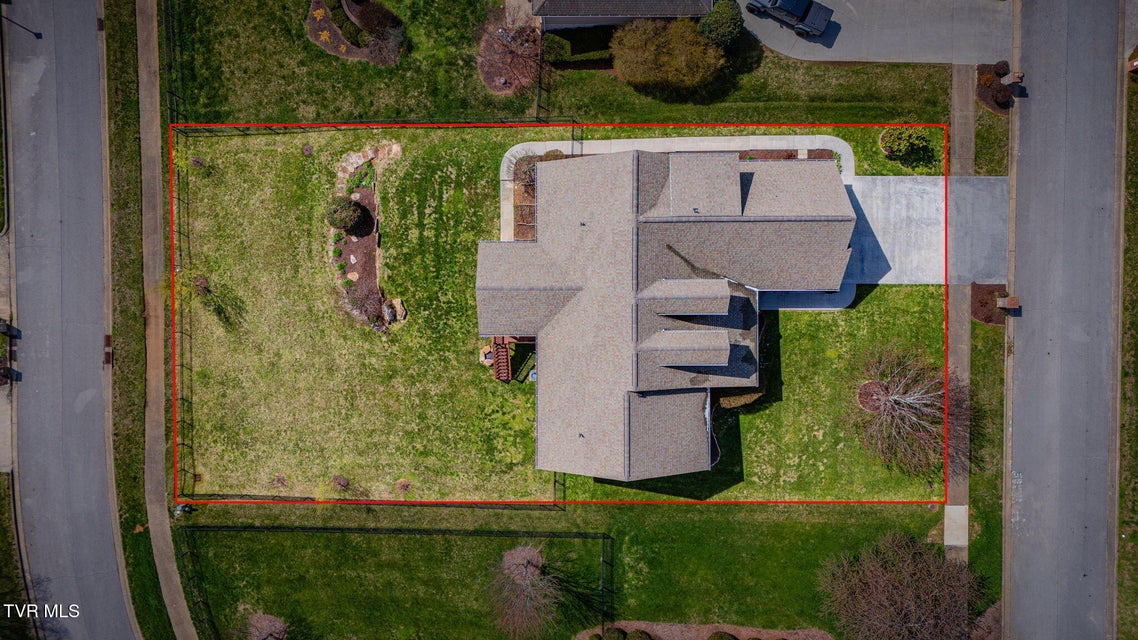 Photo #70: 121 Springwinds Loop