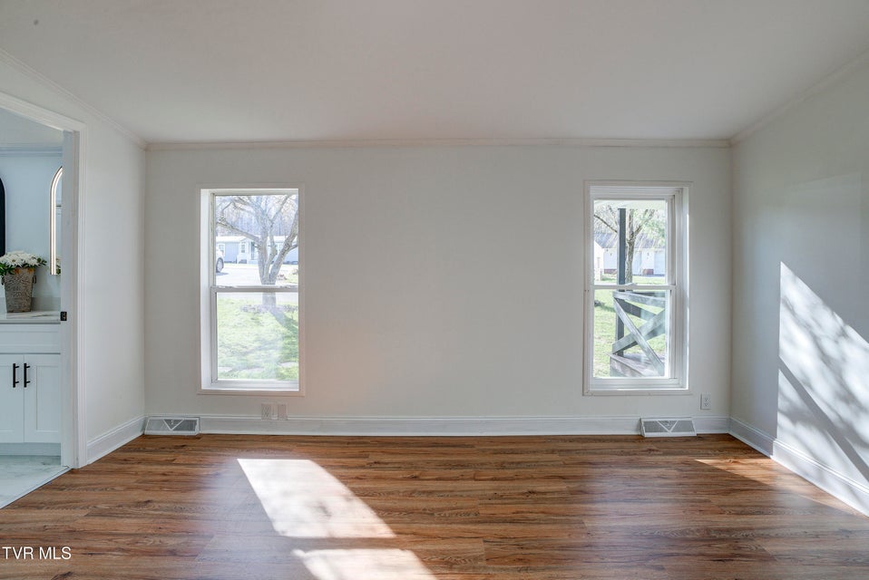 Photo #34: 287 H Heaton Road