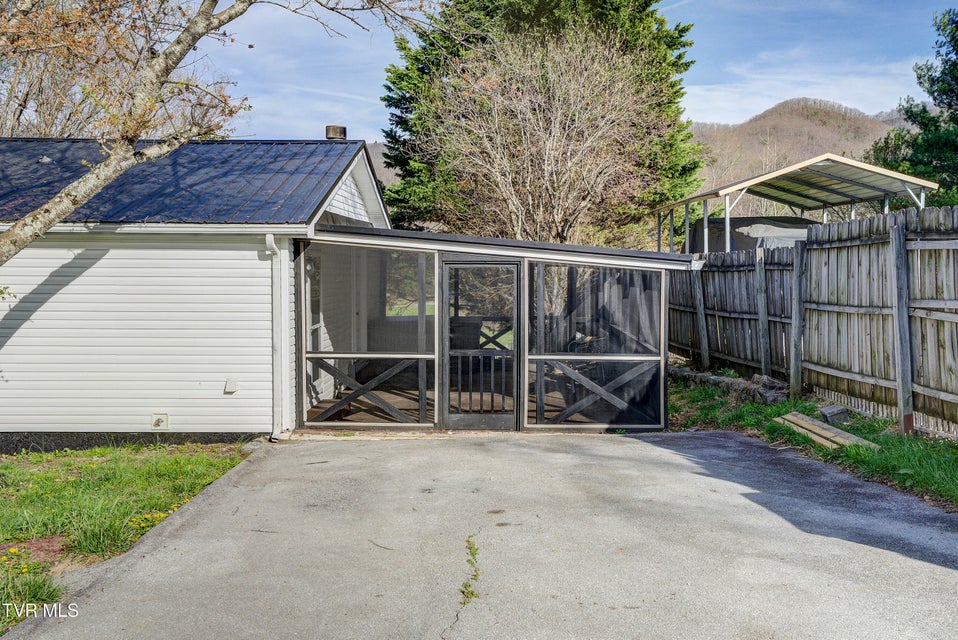 Photo #51: 287 H Heaton Road