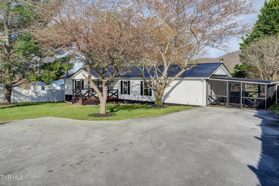 Photo #52: 287 H Heaton Road