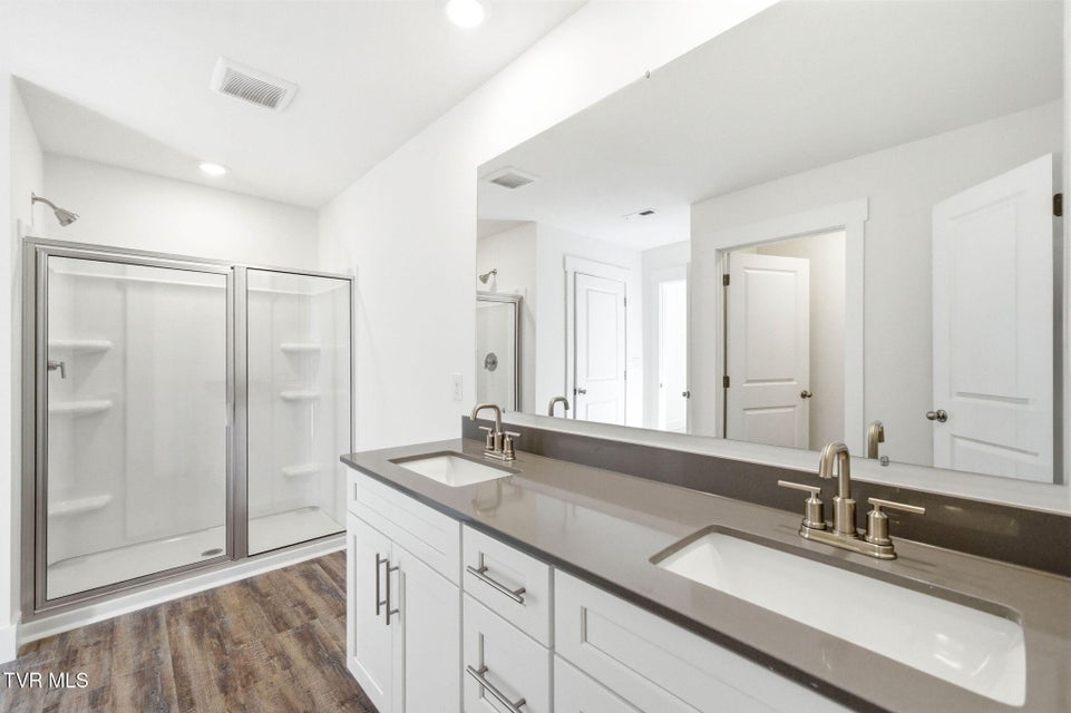 Photo #23: 224 Chimney View Loop 