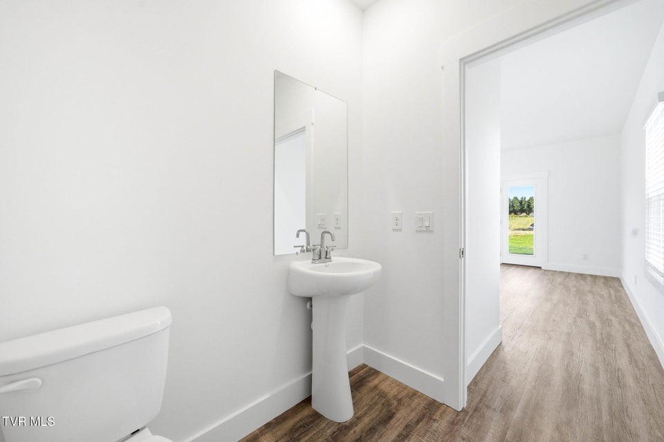 Photo #30: 224 Chimney View Loop 