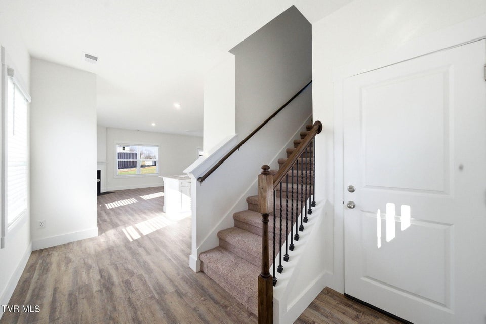 Photo #9: 224 Chimney View Loop 