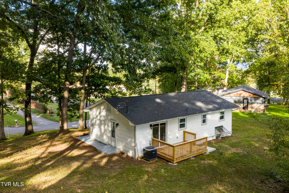 Photo #6: 317 Rosemary Lane