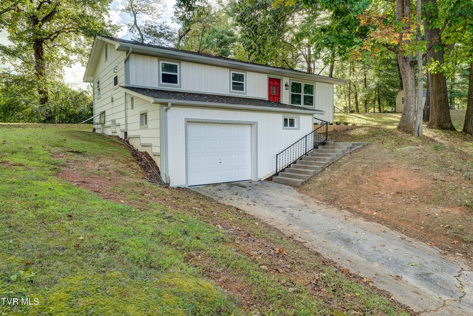 Photo #37: 317 Rosemary Lane