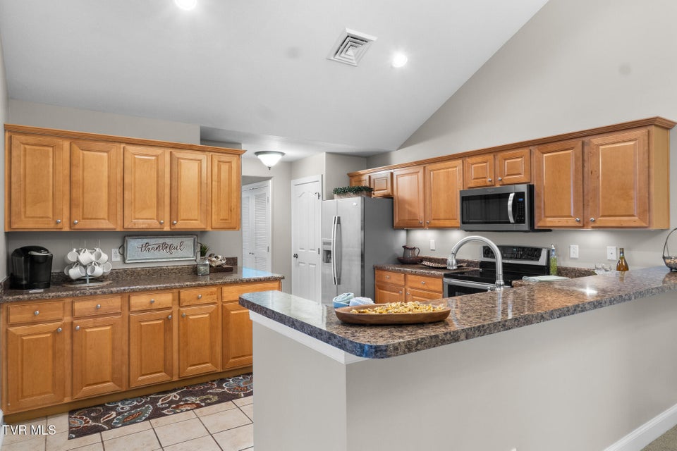 Photo #10: 1684 Hatterdale Farm Road