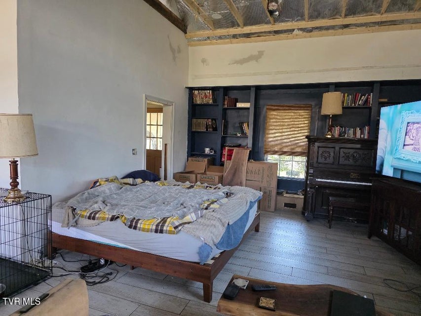 Photo #2: 110 Pine Street