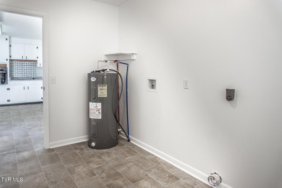 Photo #15: 331 Paul Street