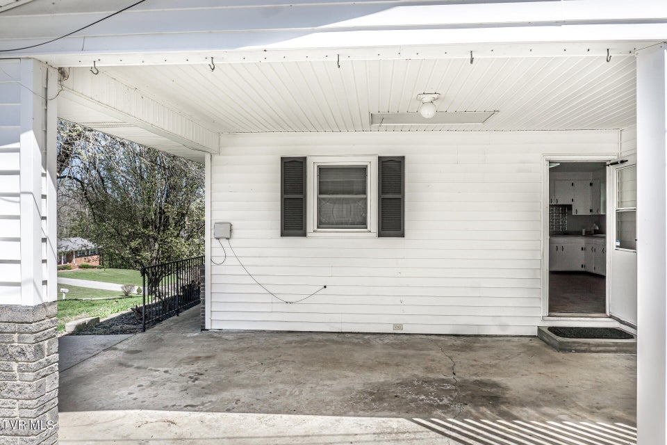 Photo #28: 331 Paul Street