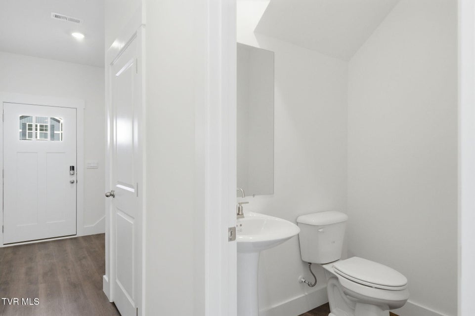 Photo #12: 1149 Wenna Way 