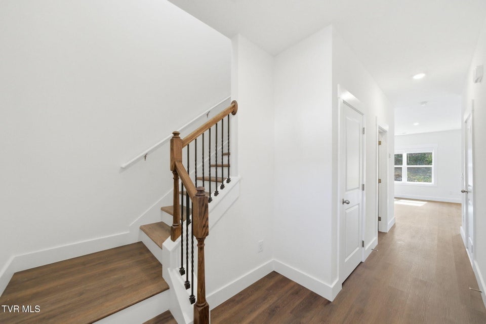 Photo #13: 1149 Wenna Way 