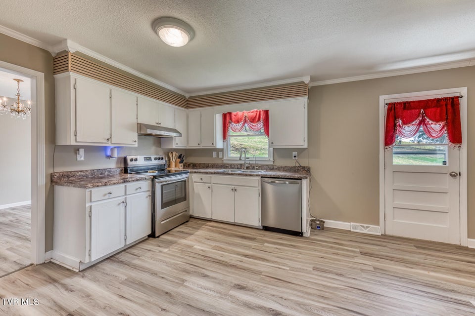 Photo #17: 148 Unaka Subdivision Road