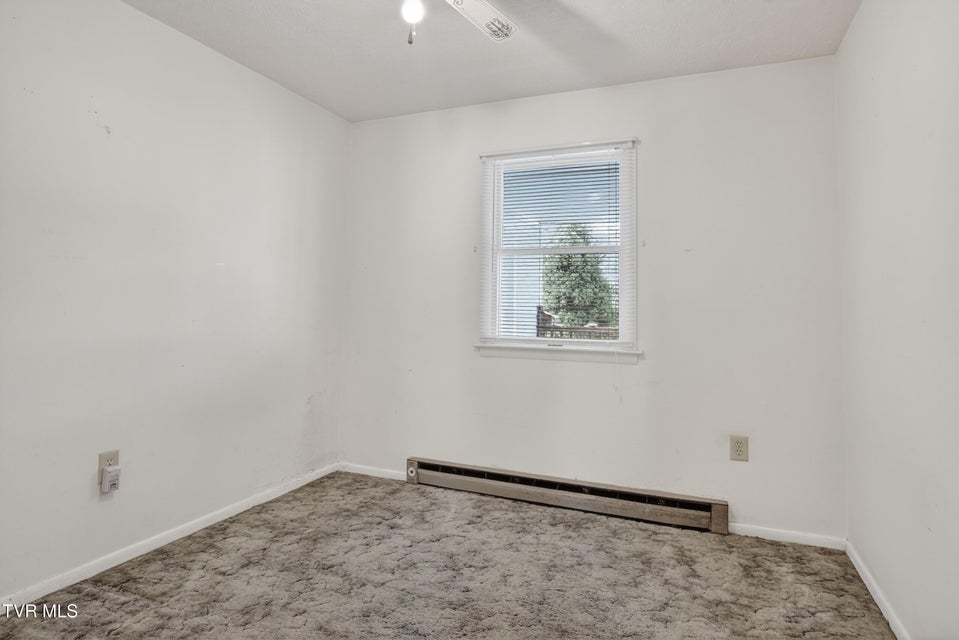 Photo #15: 151 Baker Street