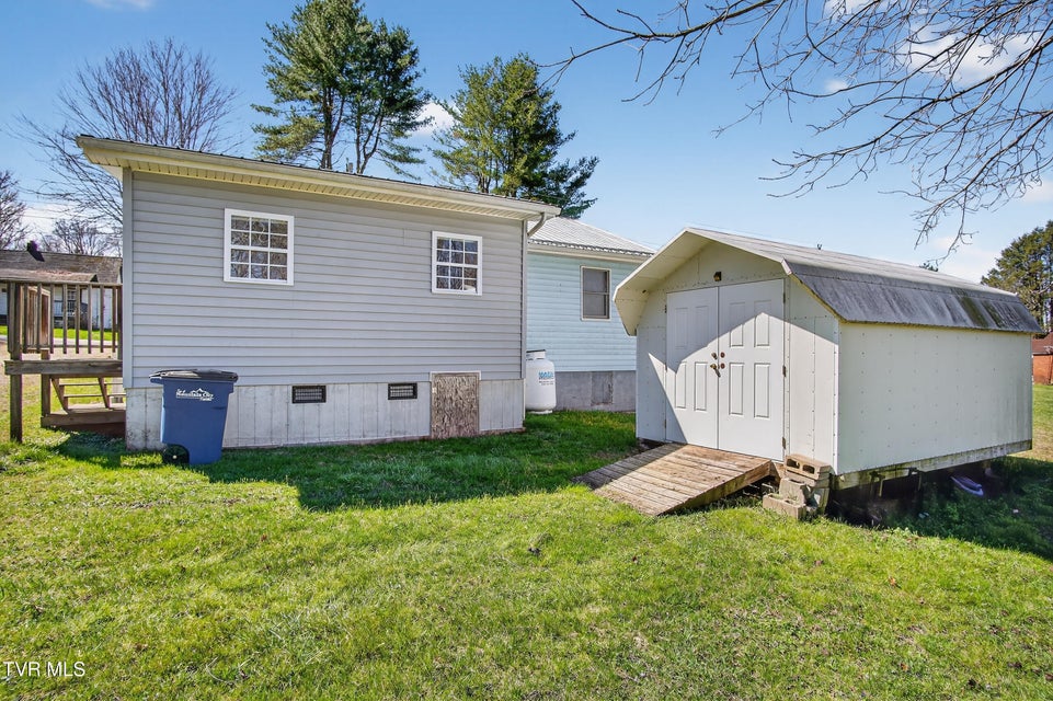 Photo #24: 151 Baker Street