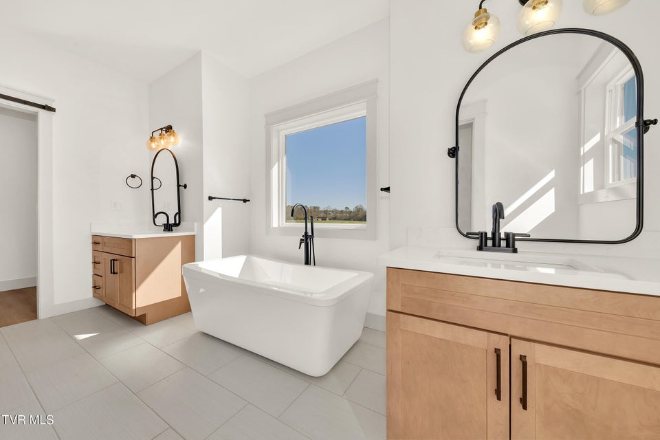 Photo #27: 296 Belle Arden Drive