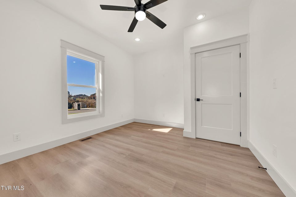 Photo #34: 296 Belle Arden Drive