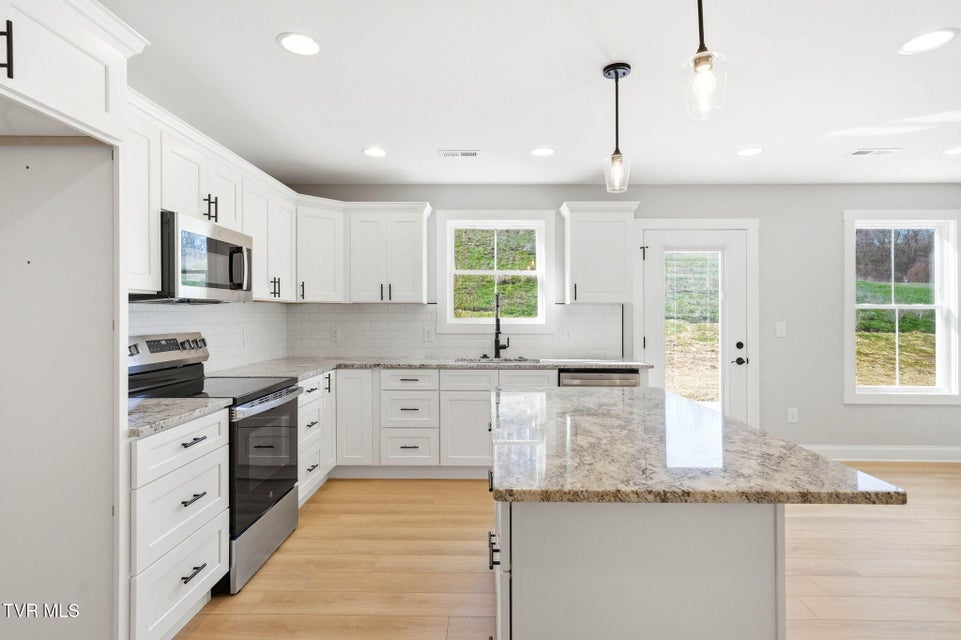 Photo #4: 622 Cherry Marie Drive