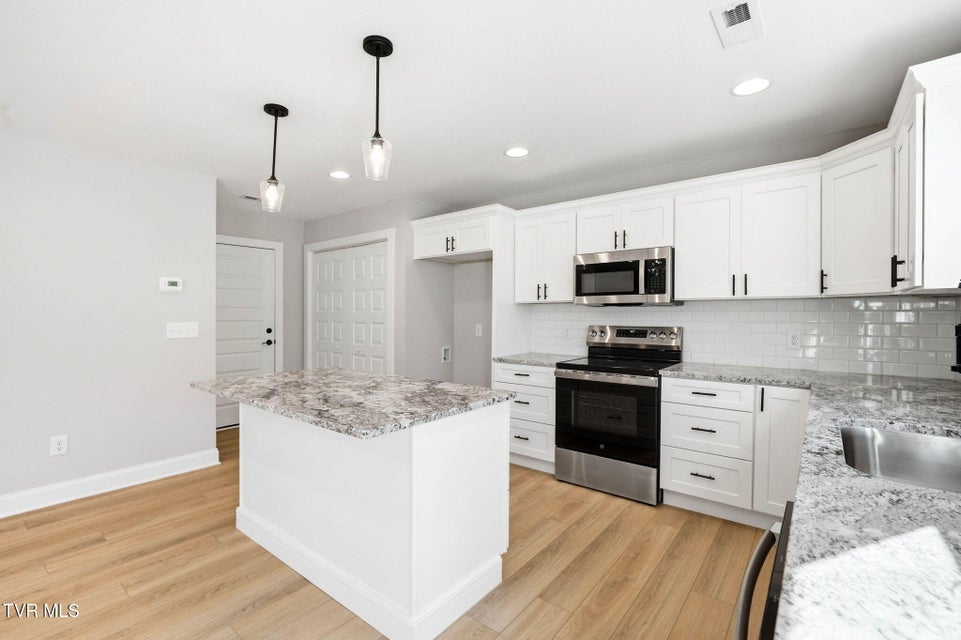 Photo #6: 622 Cherry Marie Drive