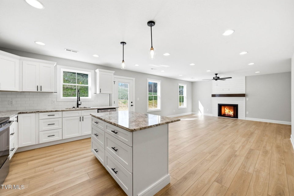 Photo #3: 622 Cherry Marie Drive