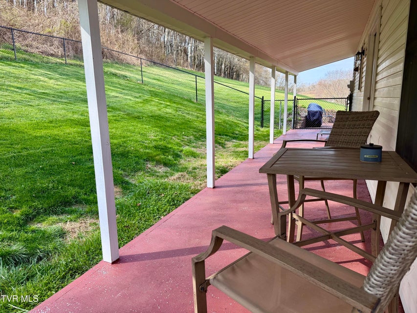 Photo #16: 384 Sunset Road