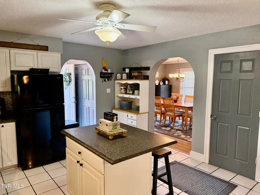 Photo #19: 384 Sunset Road