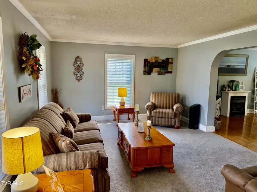 Photo #27: 384 Sunset Road