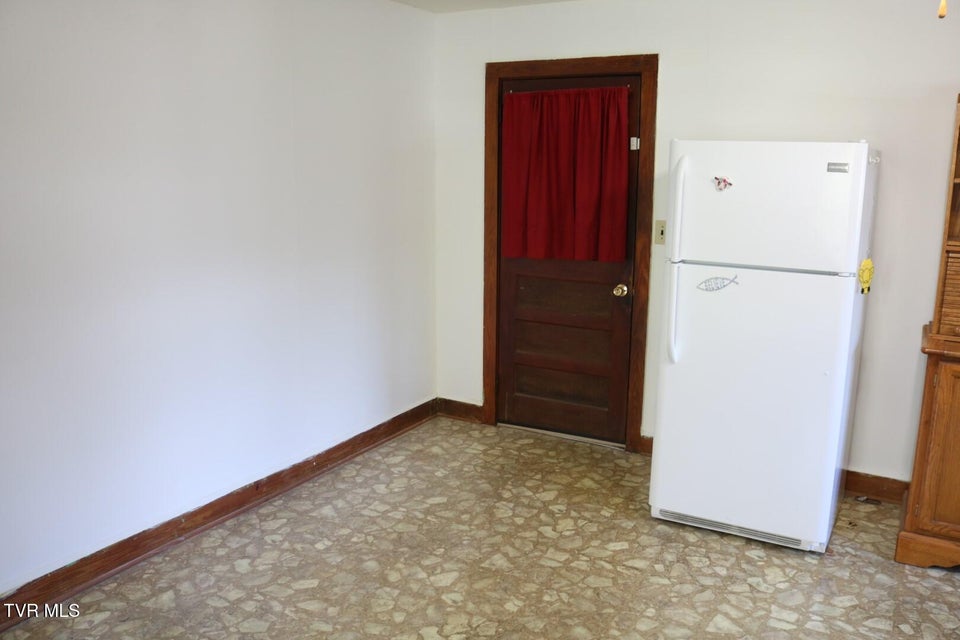 Photo #5: 95 Mcdonald Road