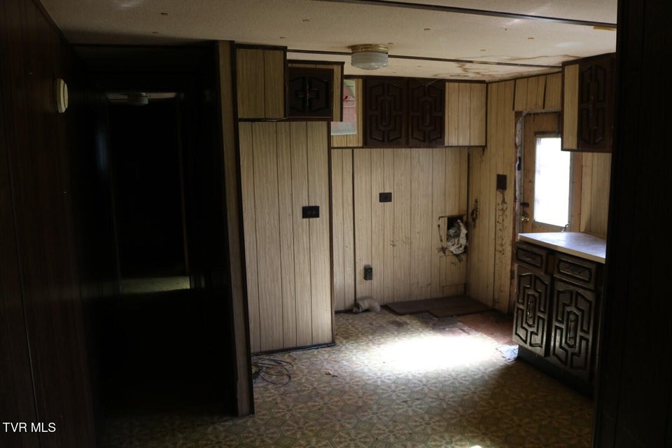 Photo #16: 95 Mcdonald Road