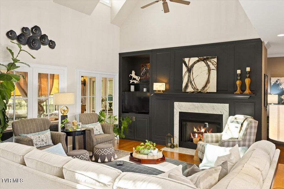 Photo #8: 102 Willow Creek Lane