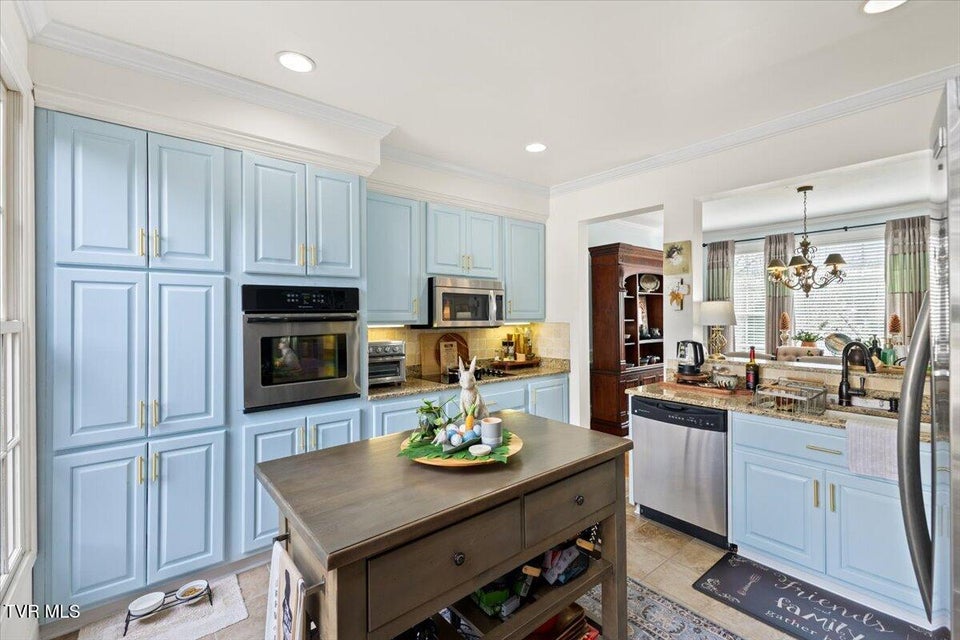 Photo #14: 102 Willow Creek Lane