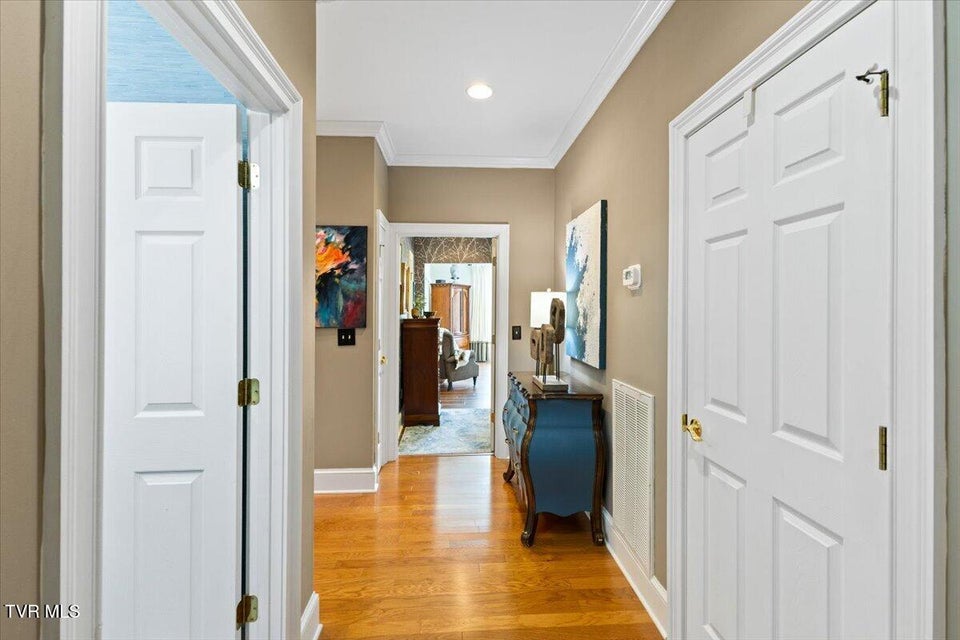 Photo #18: 102 Willow Creek Lane