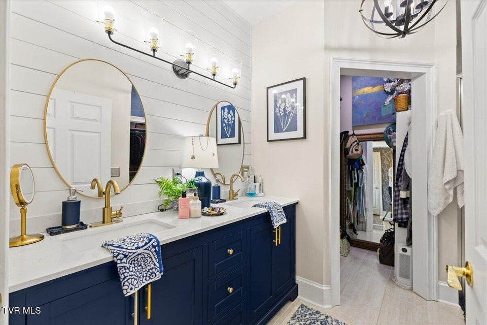 Photo #24: 102 Willow Creek Lane