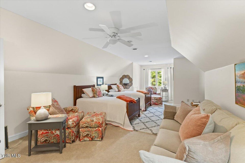 Photo #44: 102 Willow Creek Lane