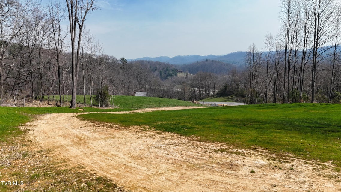 Photo #32: 125 Powder Hollow Road