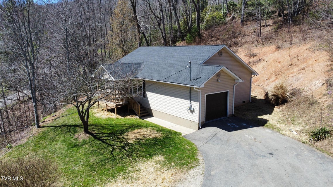 Photo #21: 302 Grover Reece Road