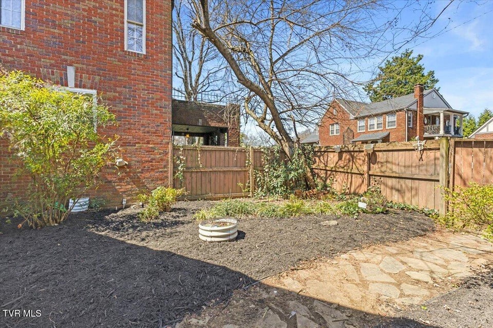 Photo #12: 708 Main Street