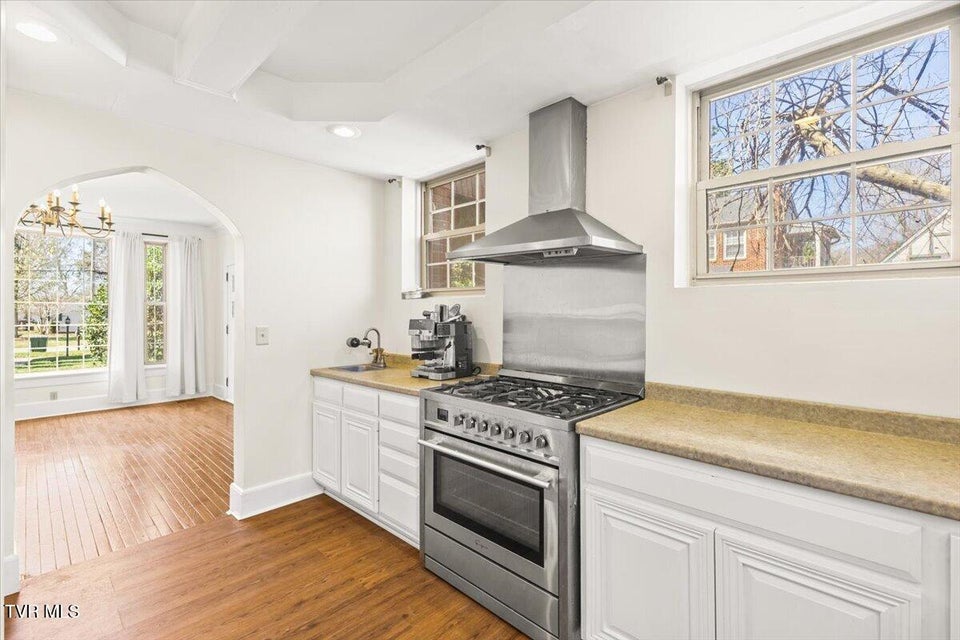 Photo #39: 708 Main Street