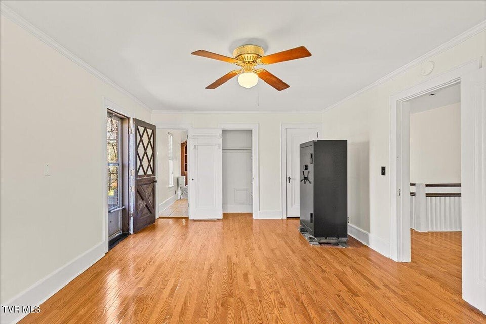 Photo #58: 708 Main Street