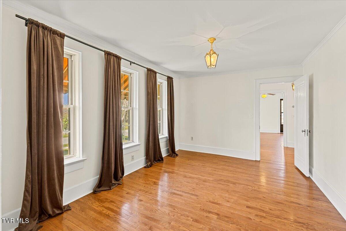 Photo #61: 708 Main Street