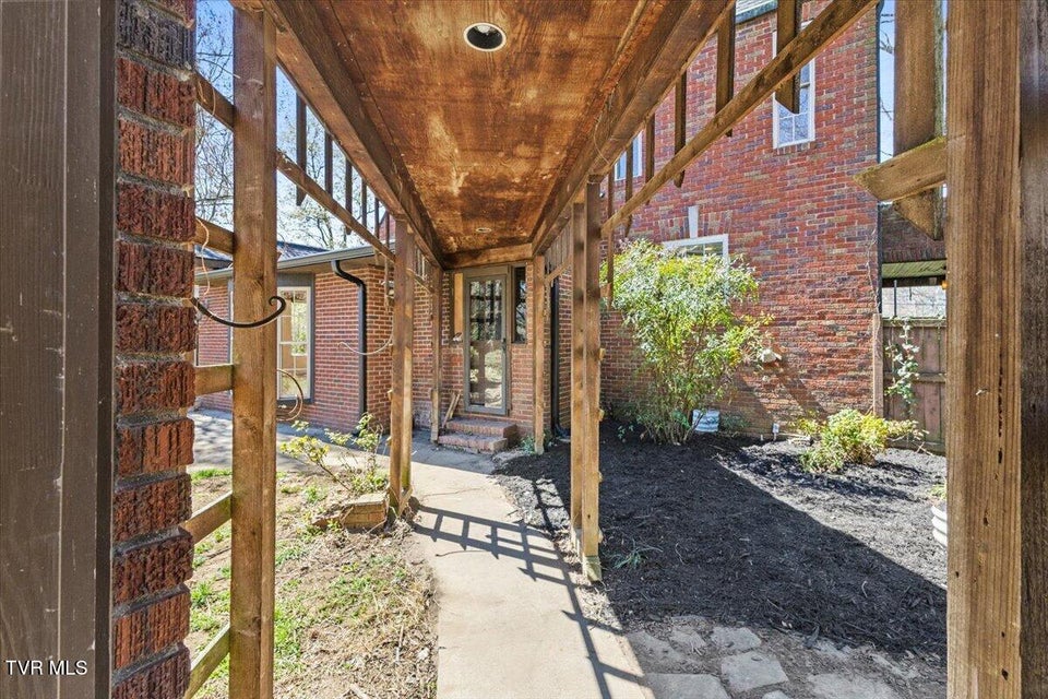 Photo #69: 708 Main Street