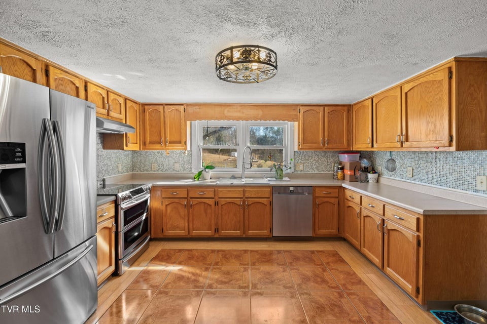 Photo #8: 634 New Salem Road