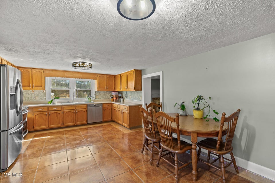 Photo #5: 634 New Salem Road