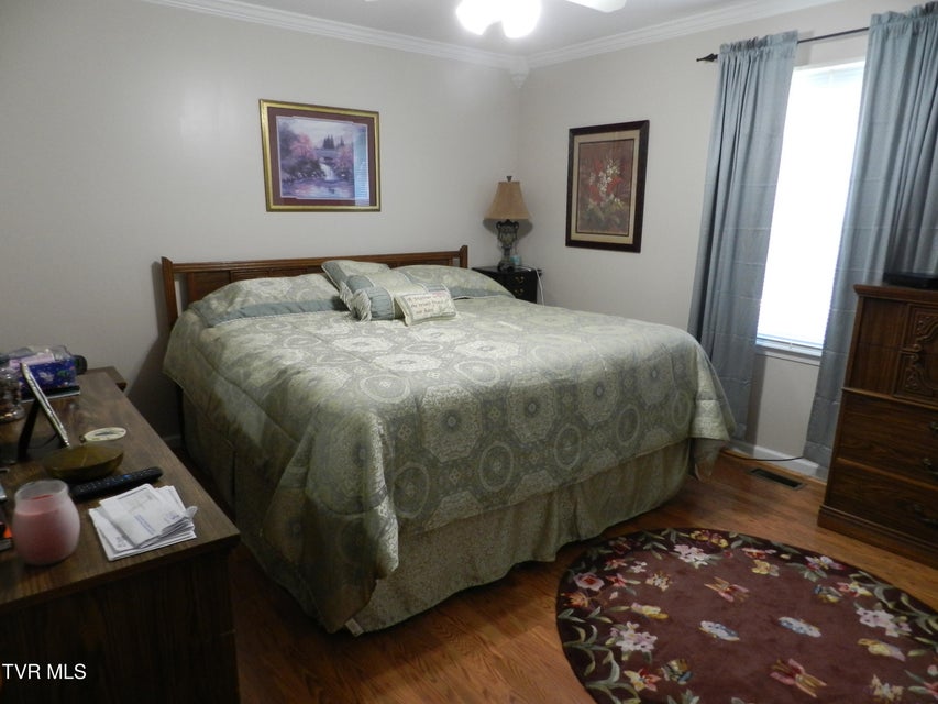 Photo #19: 128 Meadow Springs Lane